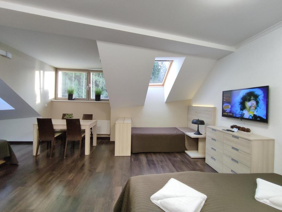 Anensky Apartman C303 - S O2 Tv A Stabilni Rychlou Wifi, S Moznosti Dokoupeni Bufetovych Snidani - By Relax הַרָכוֹב מראה חיצוני תמונה